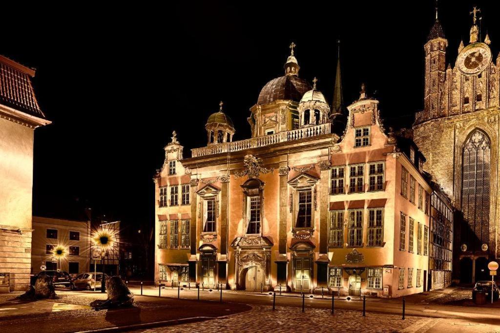 Apartament Kameralny Przy Ulicy Dlugiej Gdansk Bagian luar foto